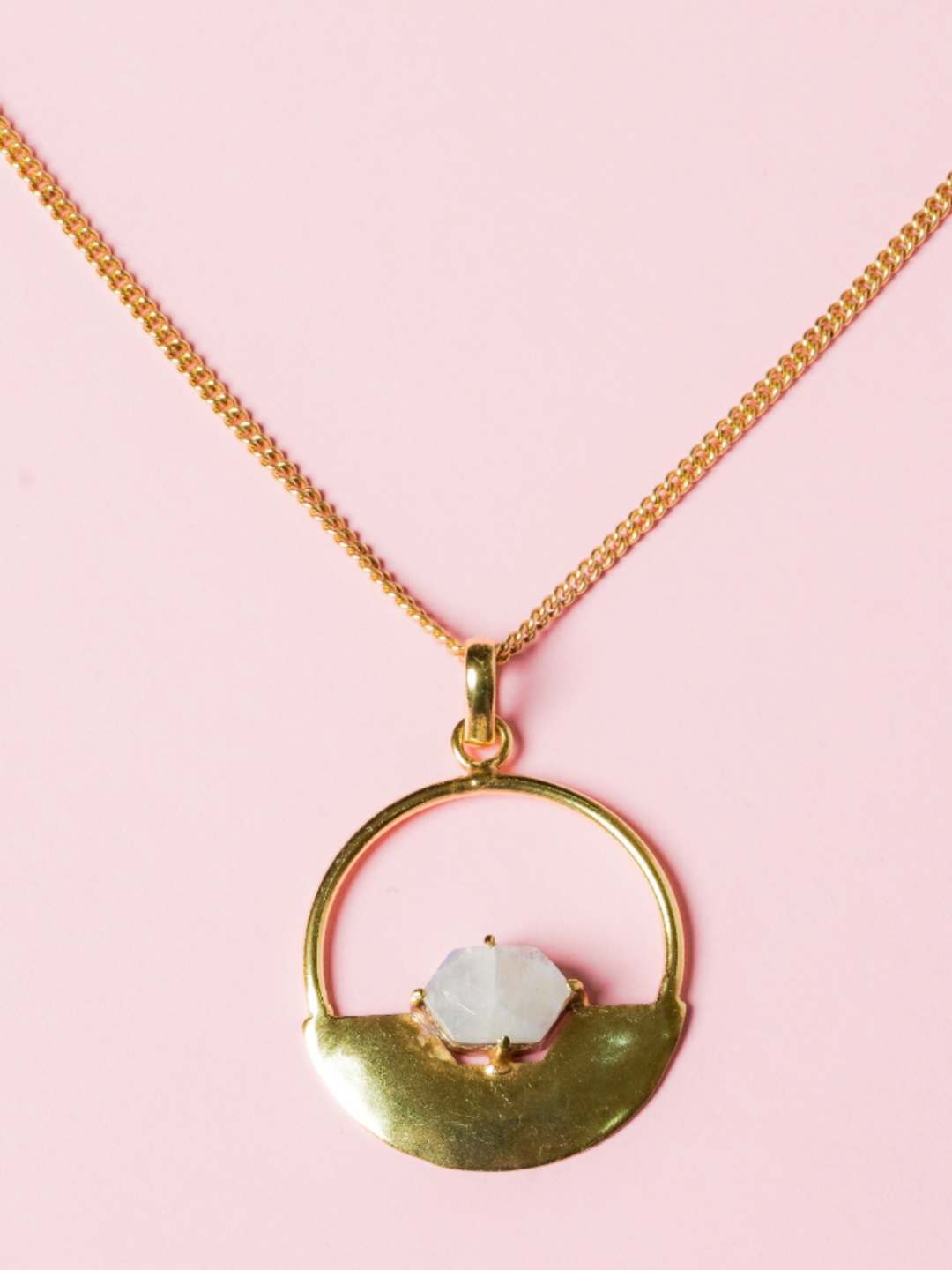 Bella Stone Pendant Necklace - QUEENS JEWELS
